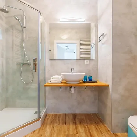 Koral Surfingbird Apartamento *